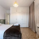 Claveles Apartment By Bossh! Apartments